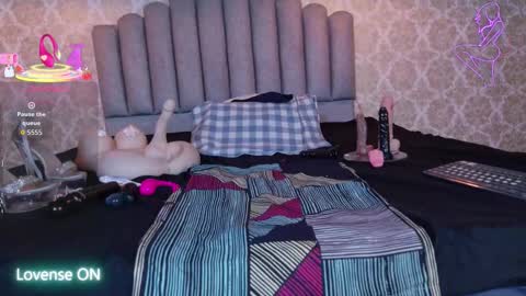 Natasha online show from 03/08/26, 09:40