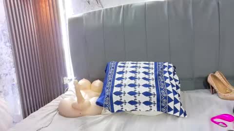 Natasha online show from 03/10/26, 09:53