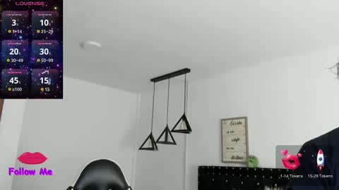 Natasha online show from 02/10/25, 03:57