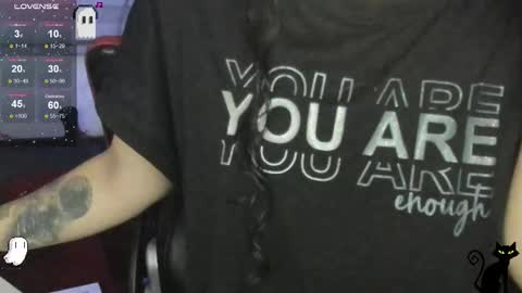 Natasha online show from 12/23/25, 03:59