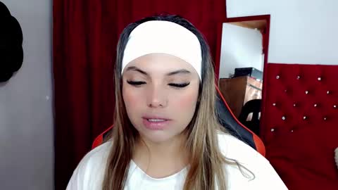 natasha__magics online show from 11/20/25, 03:18