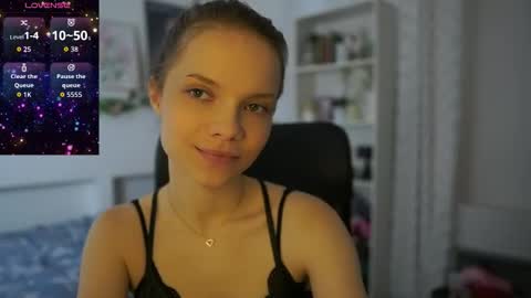 natasha__malkova online show from 10/13/25, 08:14