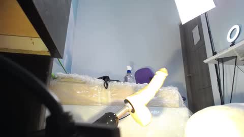 Natasha Bernett online show from 02/22/25, 03:01