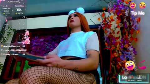 Snapshot of natasha_clifford chatting on 12/19/25, 07:21 natasha_clifford online show from 12/19/25, 07:21