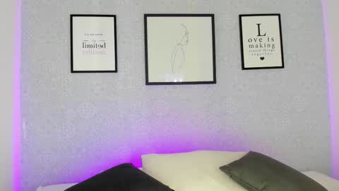 Snapshot of natasha_harpper chatting on 12/16/25, 11:26 Natasha online show from 12/16/25, 11:26