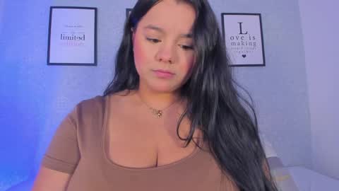 Snapshot of natasha_harpper chatting on 05/18/26, 11:38 Natasha online show from 05/18/26, 11:38