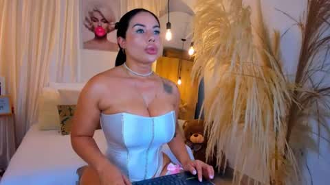       online show from 08/01/26, 10:08