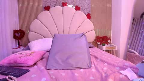 Natasha online show from 02/09/26, 07:29