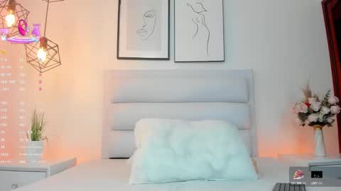 natasha_stone6 online show from 09/29/25, 01:05