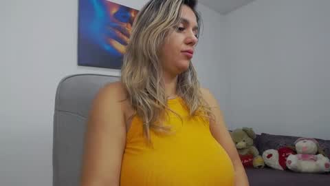 natashaboobs online show from 09/11/25, 05:18