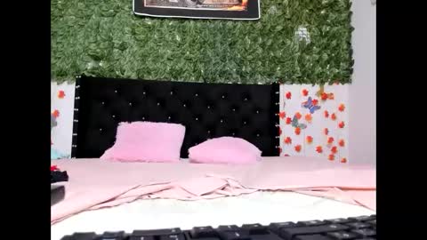 natashahot_21 online show from 01/09/25, 04:17