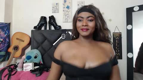 Snapshot of natashasexxy__ chatting on 06/09/26, 02:01 natashasexxy__ online show from 06/09/26, 02:01