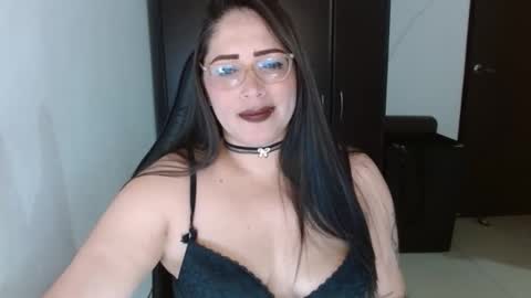 Natasha Smithe  online show from 10/16/25, 01:06