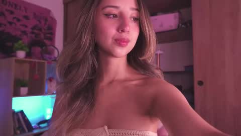 Snapshot of natasna1 chatting on 03/13/26, 03:13 Natasha Independent model online show from 03/13/26, 03:13