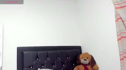 Natassha  online show from 03/12/25, 12:10