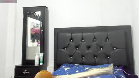 natasshaa_brown online show from 10/15/25, 01:28