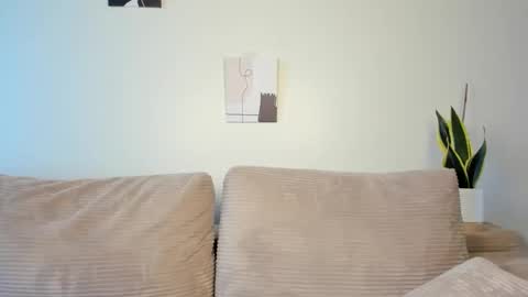 Natassia Dreams online show from 03/05/26, 12:50