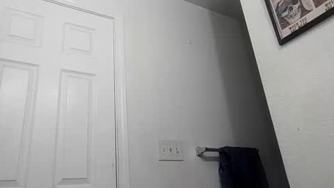 Snapshot of nate791758 chatting on 11/17/25, 05:08 nate791758 online show from 11/17/25, 05:08