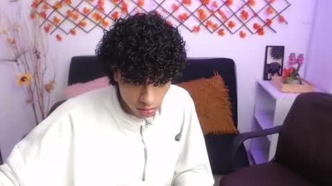 Snapshot of nate_and_jules chatting on 11/15/25, 04:43 Nate Jules online show from 11/15/25, 04:43