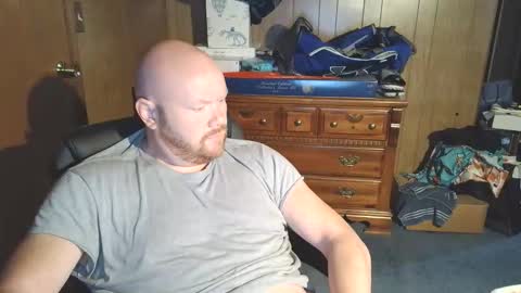 Snapshot of nate_b99 chatting on 05/24/26, 12:43 Nate online show from 05/24/26, 12:43