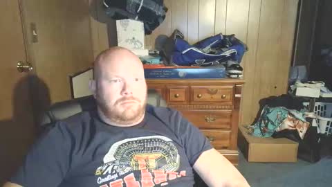Snapshot of nate_b99 chatting on 05/26/26, 11:34 Nate online show from 05/26/26, 11:34