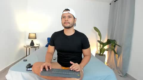 Nate Ocean online show from 12/21/25, 02:51