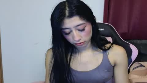 NATHALIA online show from 04/26/26, 04:21