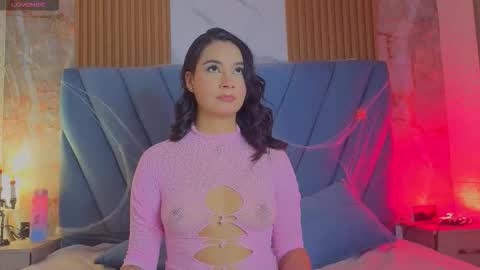 Nathalia koch online show from 10/18/25, 07:25