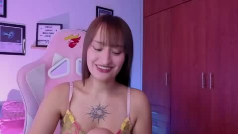 Snapshot of nathalia_ramirez_ chatting on 04/28/26, 06:18 Nathalia Ramirez online show from 04/28/26, 06:18