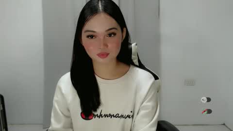 Snapshot of nathalia_starxxx chatting on 10/17/25, 07:49 nathalia_starxxx online show from 10/17/25, 07:49