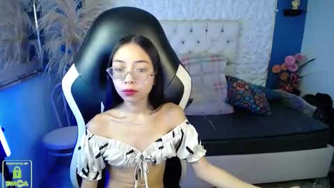 nathaliasweet_1_ online show from 01/07/26, 01:24