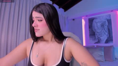 NATHALIE online show from 10/25/25, 11:07