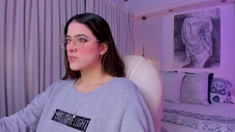 NATHALIE online show from 03/31/26, 11:21