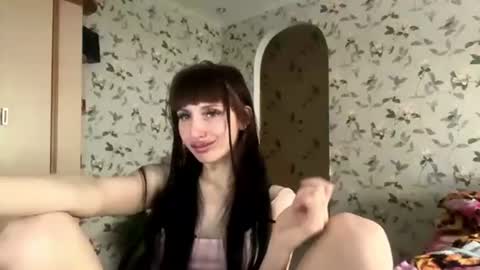 Snapshot of nathaliejerden chatting on 06/13/26, 09:35 Marge online show from 06/13/26, 09:35