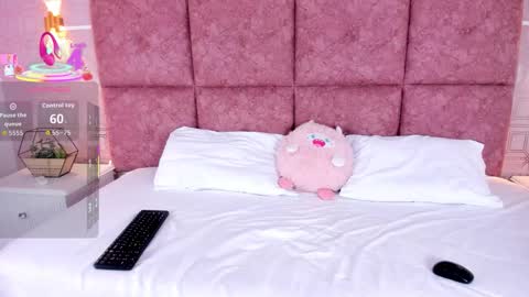 Nathalie Ross online show from 01/08/26, 11:07