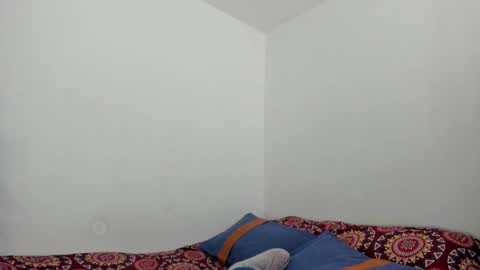 Snapshot of nathaly_love96 chatting on 01/28/25, 08:04 Nathaly online show from 01/28/25, 08:04