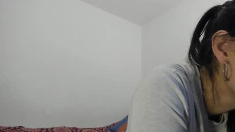 Snapshot of nathaly_love96 chatting on 03/10/25, 05:29 Nathaly online show from 03/10/25, 05:29