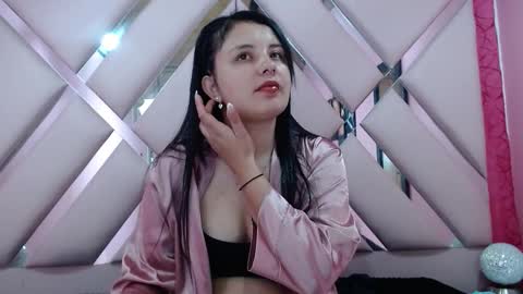 Snapshot of nathaly_low chatting on 09/09/25, 03:06 nathaly low online show from 09/09/25, 03:06