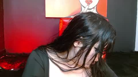 Snapshot of nathaly_rose1126 chatting on 09/29/25, 01:38   online show from 09/29/25, 01:38