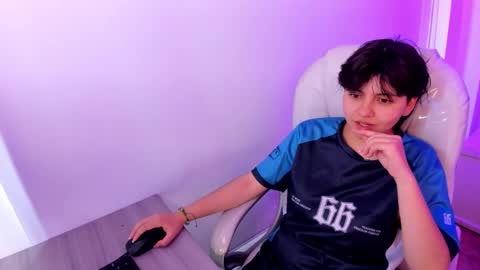 nathalyy_ds online show from 02/08/26, 04:43