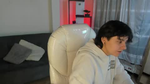 nathalyy_ds online show from 02/25/26, 01:32