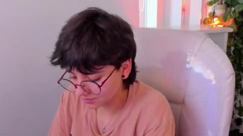 nathalyy_ds online show from 05/01/26, 05:39