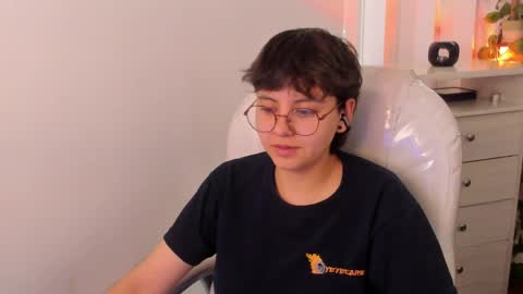 nathalyy_ds online show from 05/06/26, 04:12