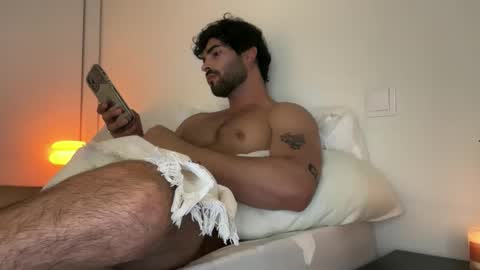 Snapshot of nathan_gael chatting on 04/30/26, 04:46 Nathaniel online show from 04/30/26, 04:46