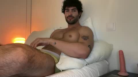 Snapshot of nathan_gael chatting on 05/24/26, 04:12 Nathaniel online show from 05/24/26, 04:12