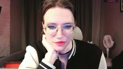 This name is so sexy you cant pronounce it. online show from 12/14/25, 12:38