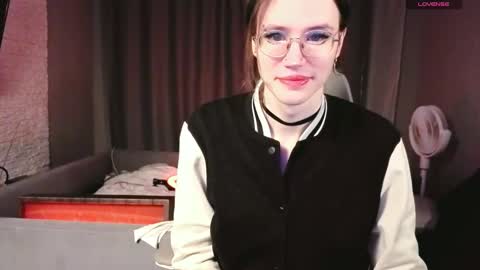 This name is so sexy you cant pronounce it. online show from 12/15/25, 12:26