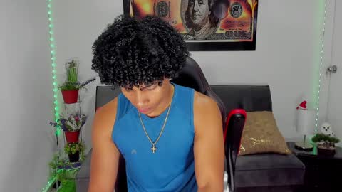 Snapshot of nathan_sexy247 chatting on 01/31/25, 10:42 Nathan online show from 01/31/25, 10:42