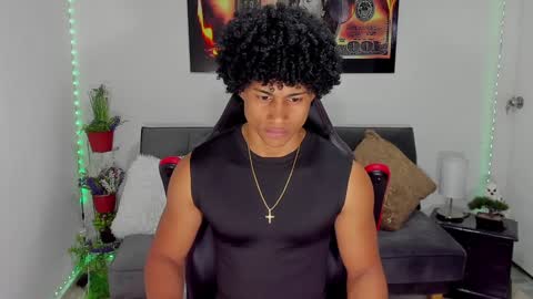 Snapshot of nathan_sexy247 chatting on 02/01/25, 08:16 Nathan online show from 02/01/25, 08:16