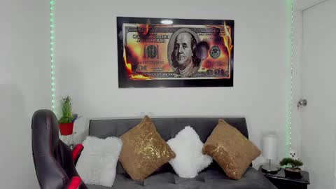 Snapshot of nathan_sexy247 chatting on 02/01/25, 11:16 Nathan online show from 02/01/25, 11:16